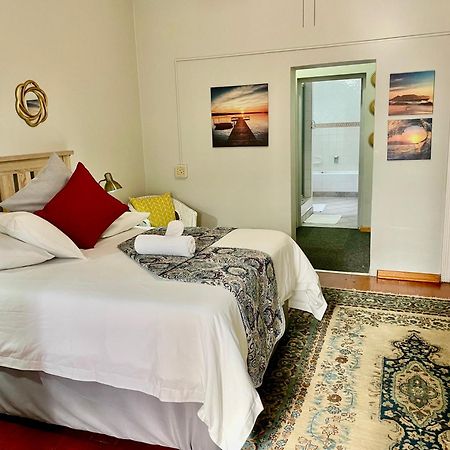 Dreamers Guesthouse - No Loadshedding King William's Town Exteriér fotografie