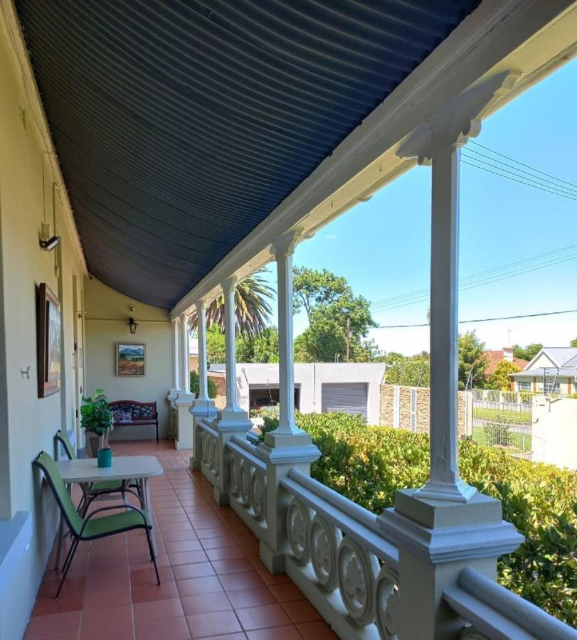 Dreamers Guesthouse - No Loadshedding King William's Town Exteriér fotografie